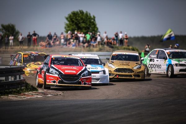 super cars mprc 2 runda torun 2018 fot maciej niechwiadowicz img 2447